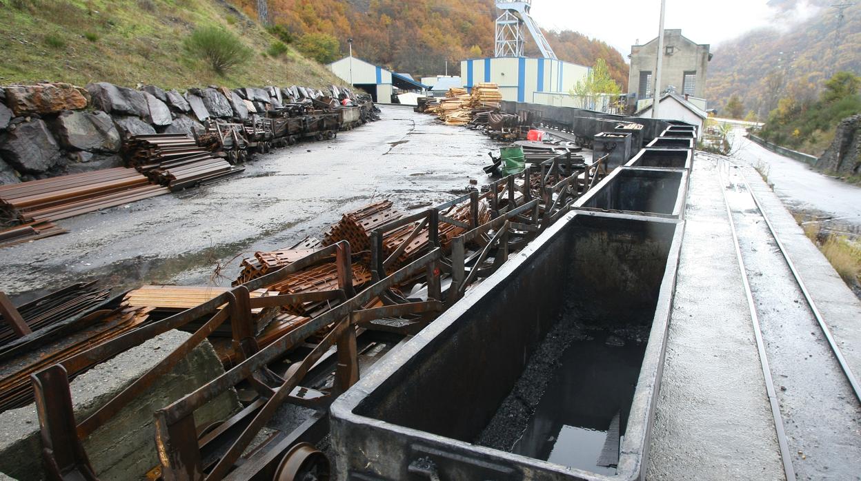 Todos a una por la minería