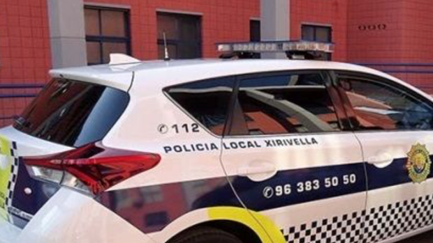 Un sindicato de polícias denuncia a Chirivella por rotular placas y señales solo en valenciano