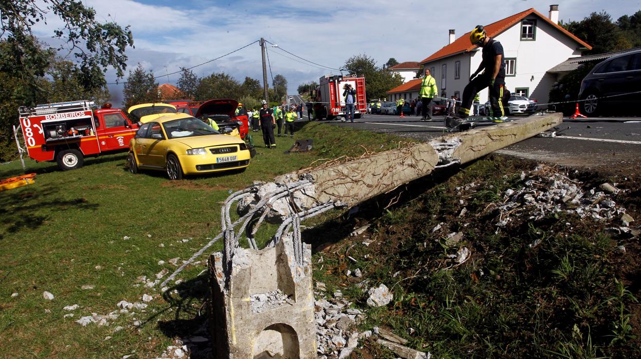 Imagen posterior al accidente en el que tres jóvenes perdieron la vida