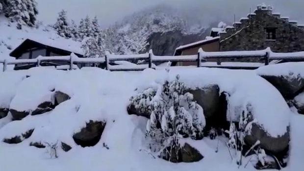 Nuez Cuota de admisión organizar El Pirineo tiene cinco veces más nieve de lo habitual en esta época del año