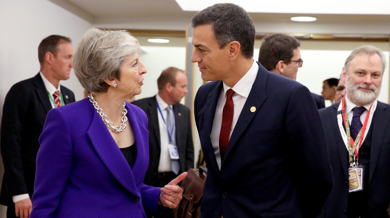 Sánchez propone a May un segundo referéndum para que el Reino Unido vuelva a la UE