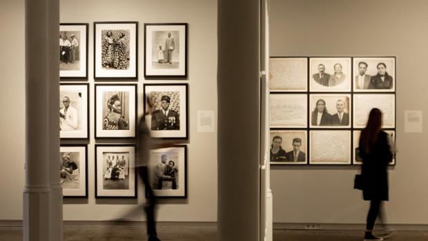 Richard Avedon, August Sander y la evolución del retrato como espejo de la identidad