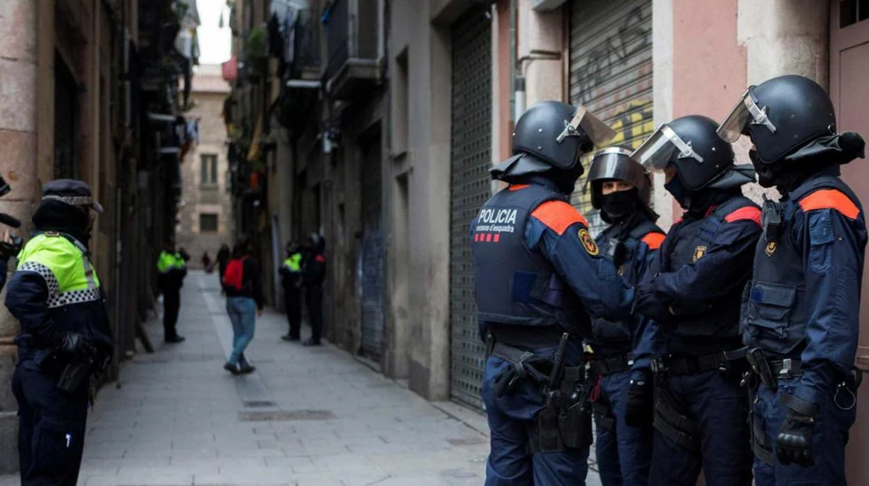 Operación policial en el centro de Barcelona