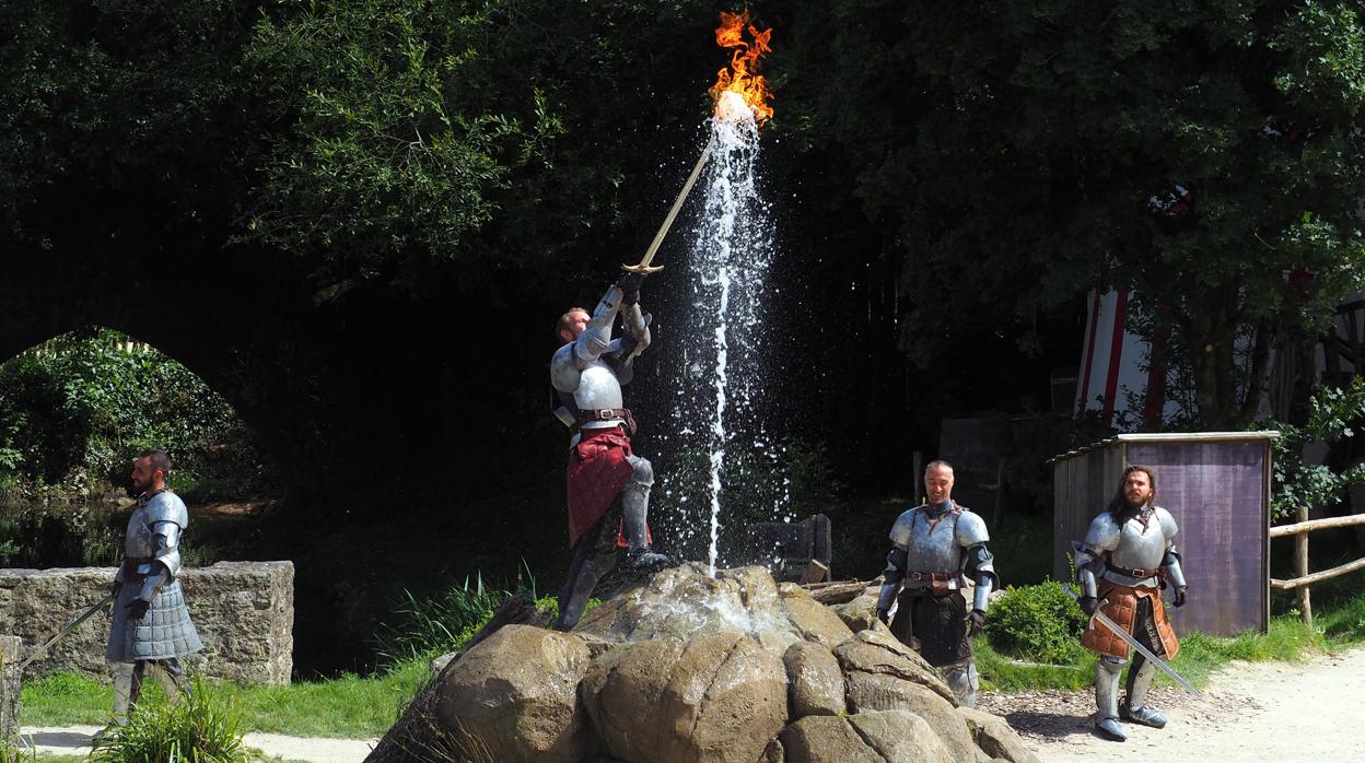 Uno de los espectáculos que se representan en el parque francés Puy du Fou