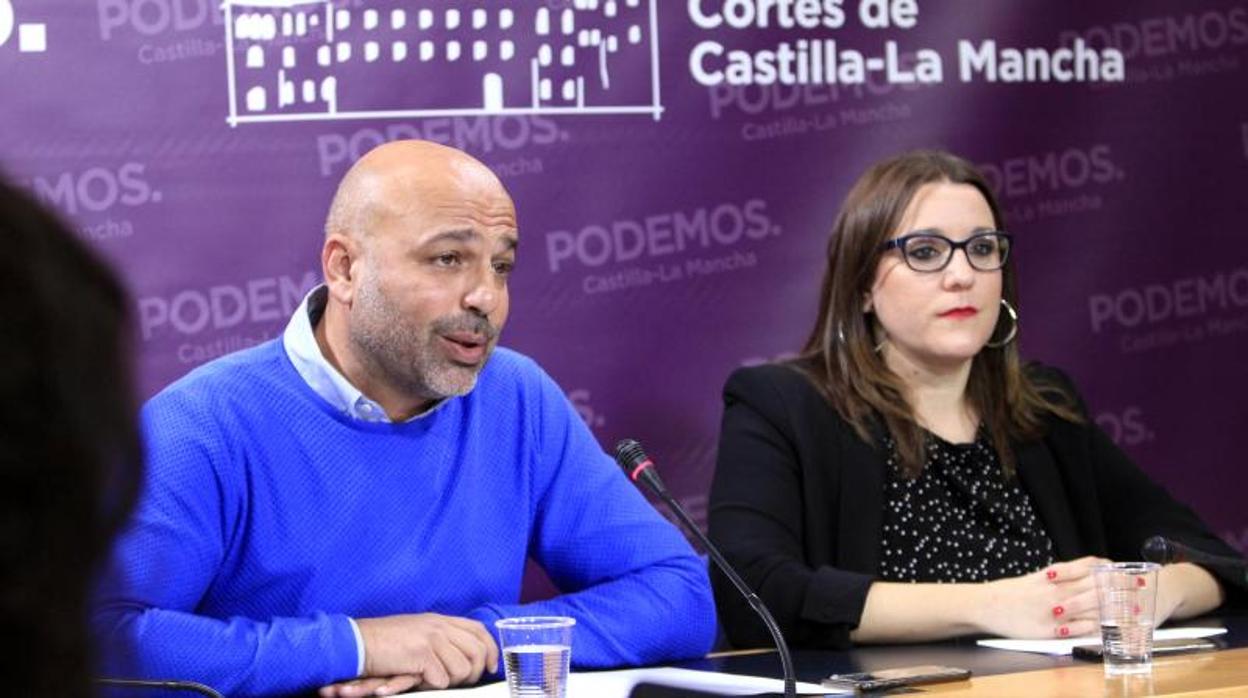 El líder de Podemos en Castilla-La Mancha, José García Molina, y la número dos, María García