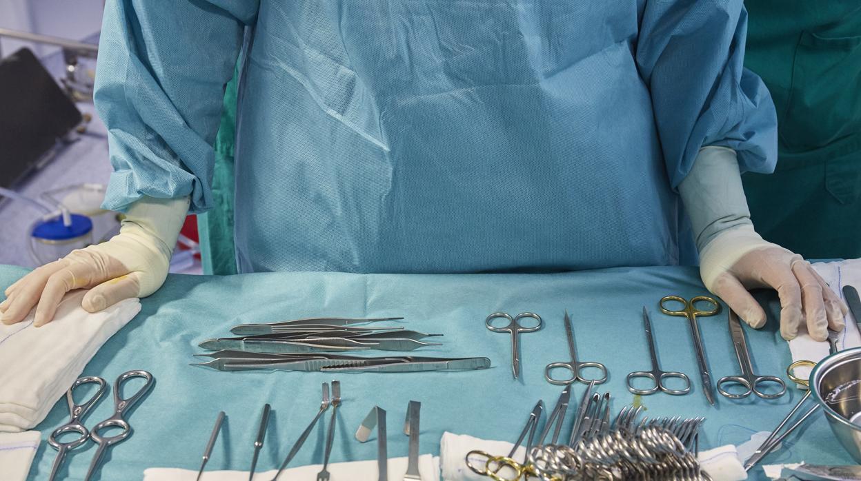 La lista de espera quirúrgica en Madrid se ha reducido un 17,5 por ciento en los últimos dos años