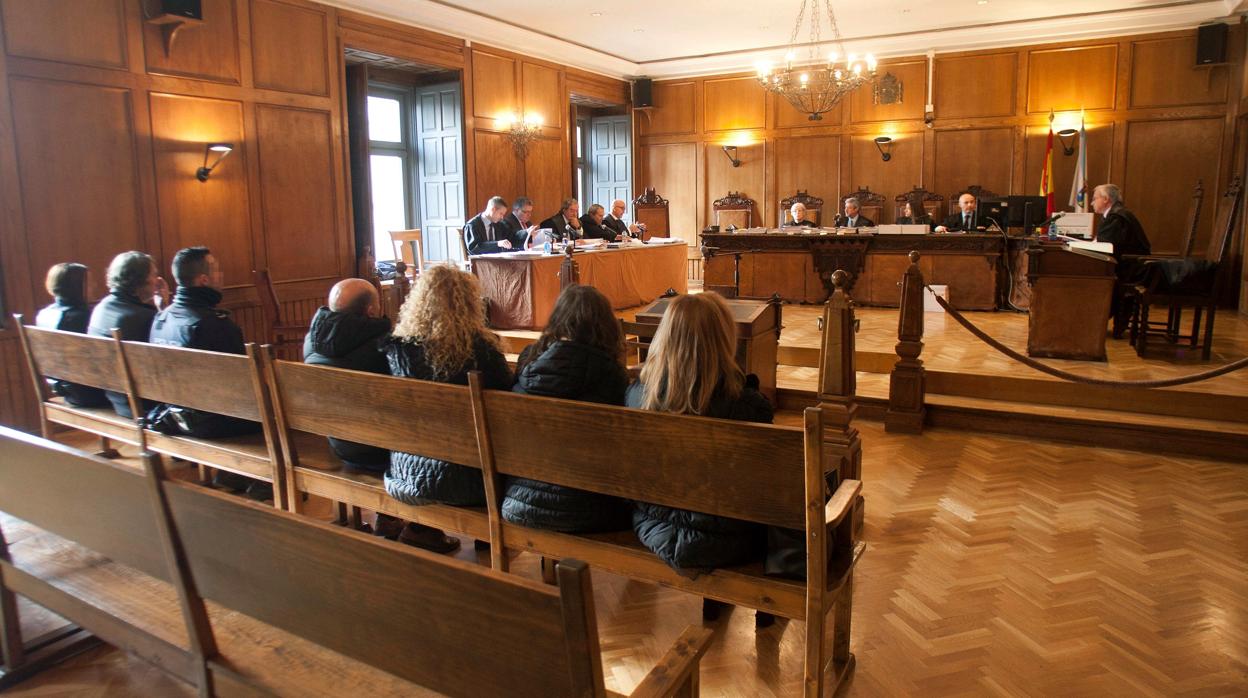 Imagen de archivo de un juicio en la Audiencia de Pontevedra