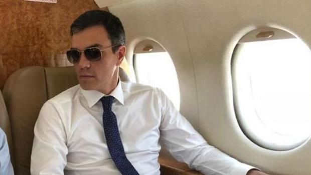 Sánchez aterrizará hoy en Valladolid con su polémico «séquito» de aeronaves