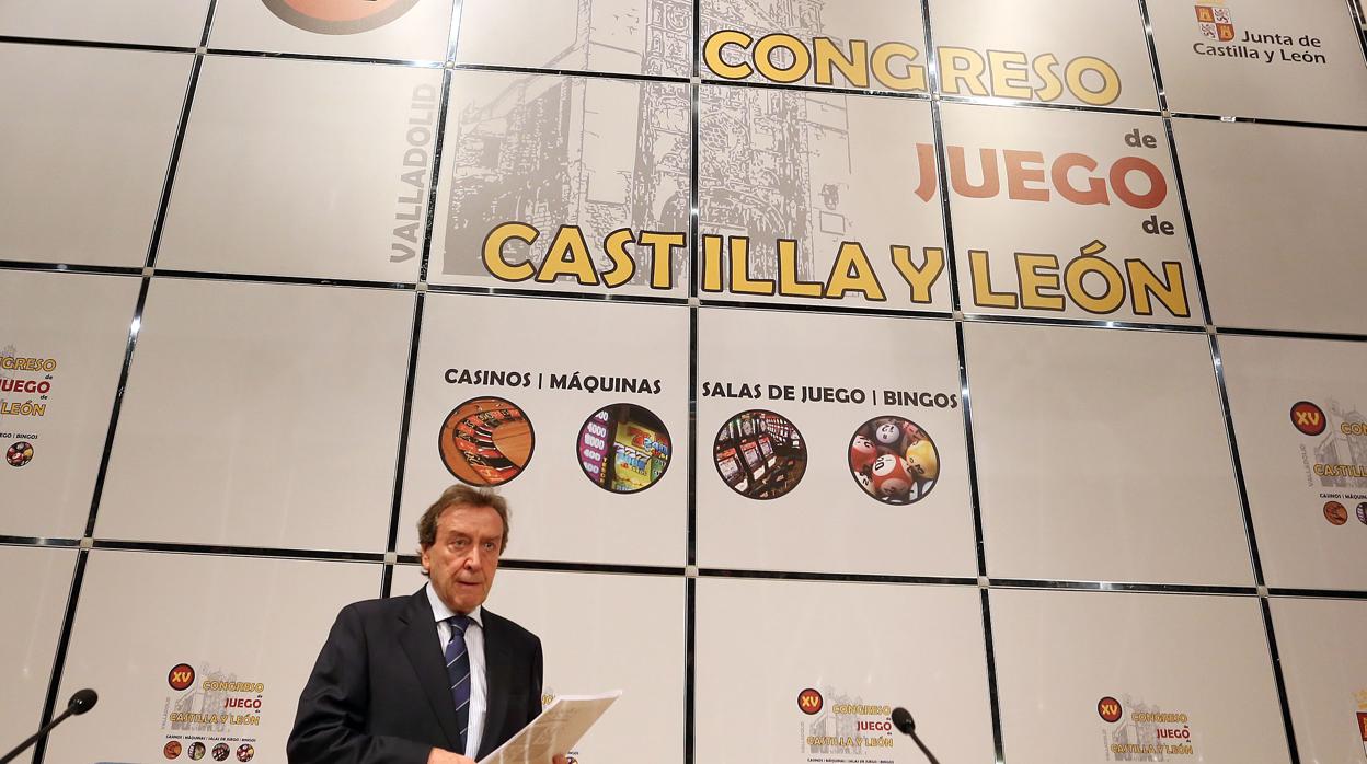 El consejero De Santiago-Juárez inauguró ayer el Congreso del Juego de Castilla y León