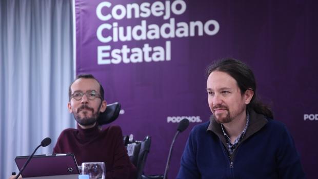 Podemos anuncia primarias y presiona a Sánchez para convocar elecciones