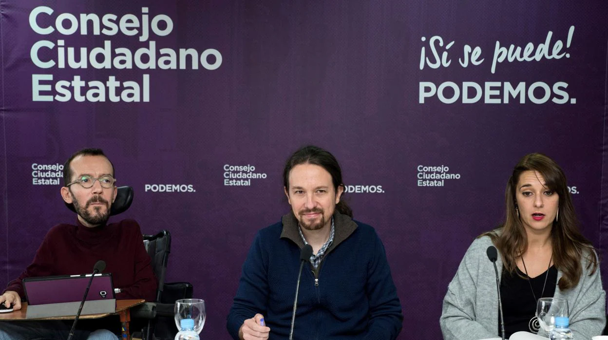 Pablo Iglesias, Noelia Vera y Pablo Echenique, ayer en el Consejo Ciudadano Estatal, en Madrid