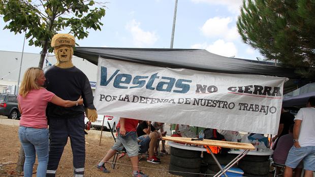La plantilla de Vestas, «optimista» ante el «desembarco» de  Network Steel en León