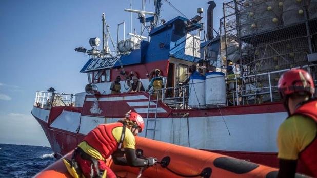 Malta enviará a España a los once inmigrantes rescatados por el pesquero