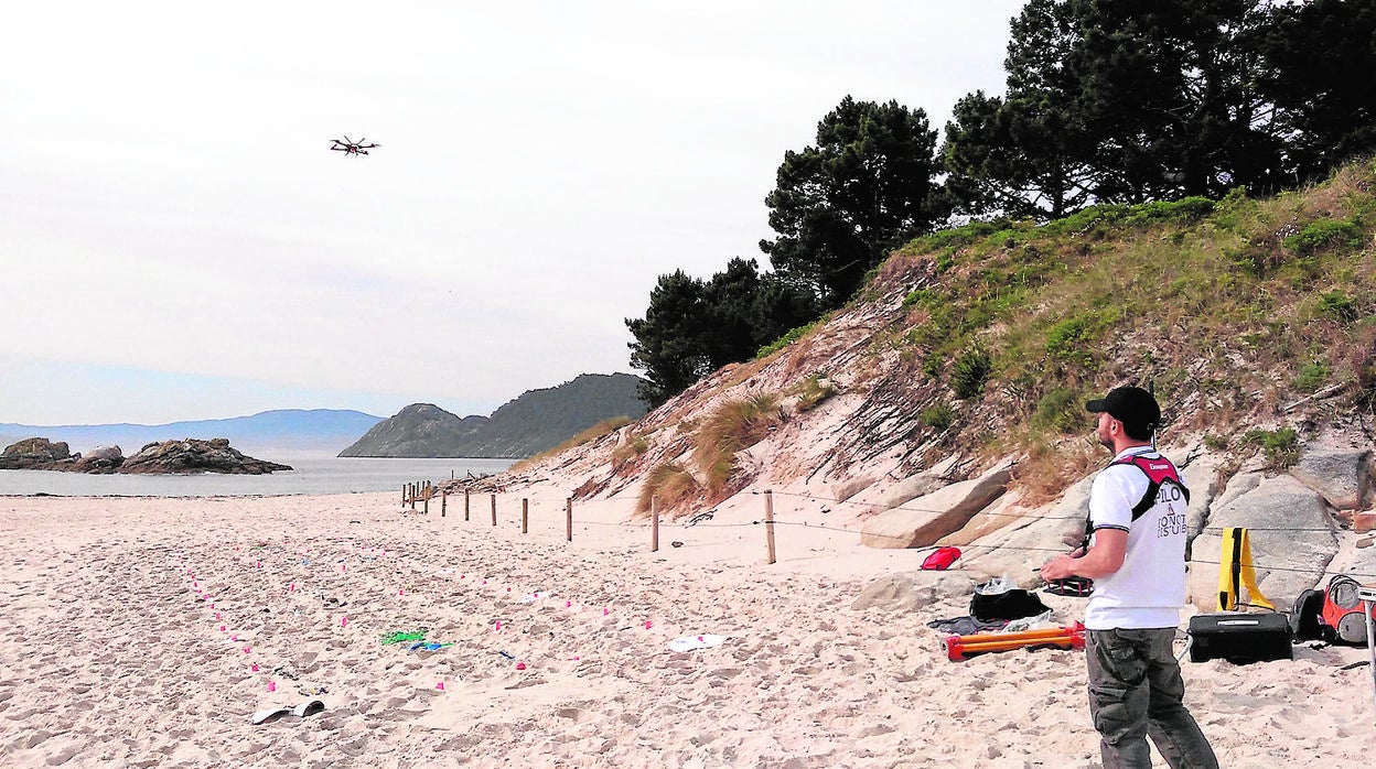 Las primeras pruebas de LitterDrone se han realizado en las playas de las Islas Cíes.