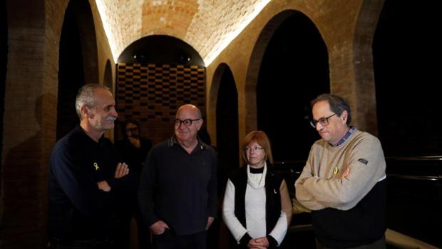 Torra apuesta para la independencia por la vía eslovena: 9 días de guerra, 60 muertos y 300 heridos