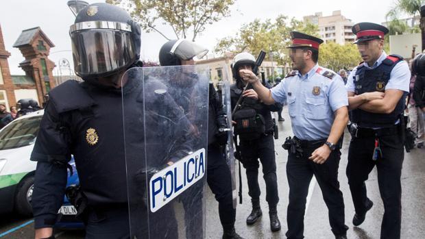 Los Mossos piden colaboración a la Policía y la Guardia Civil