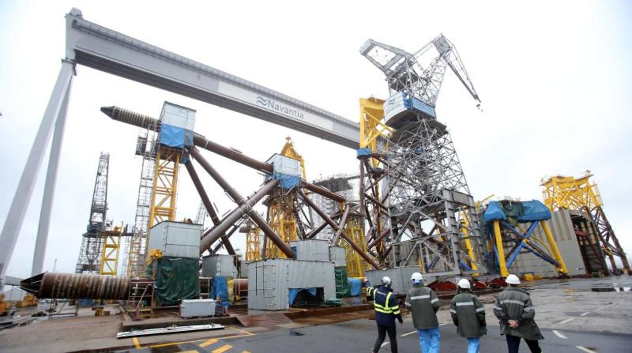 Astilleros de Navantia en la ría de Ferrol, en la imagen el centro de trabajo de Fene