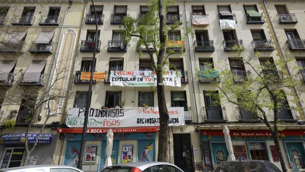 Paralizado por quinta vez el desahucio de una mujer de 65 años en Lavapiés