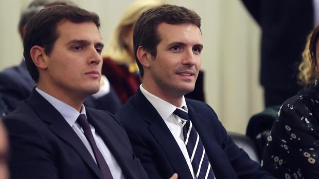 El líder de Cs, Albert Rviera y el del PP, Pablo Casado