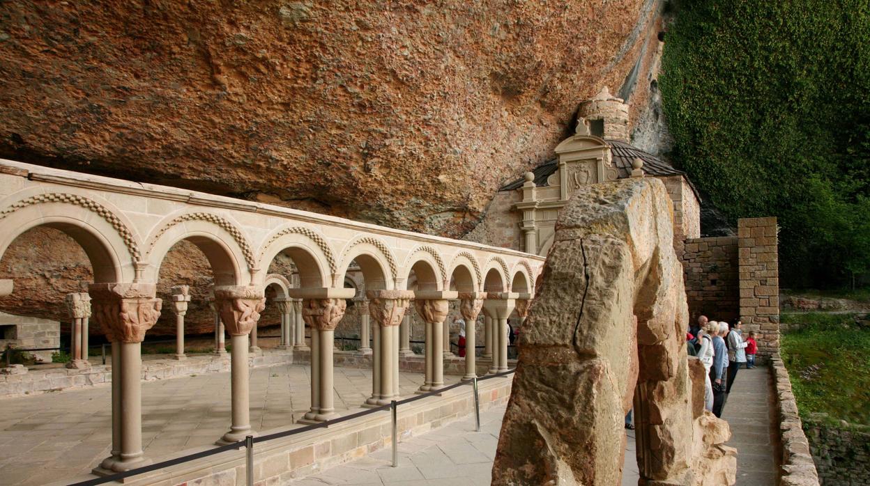 San Juan de la Peña, panteón real ligado íntimamente a los orígenes de la Corona de Aragón