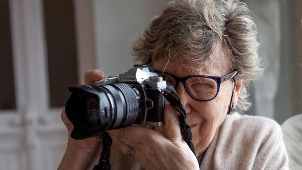 Fallece a los 83 años Joana Biarnés, la primera fotoperiodista española