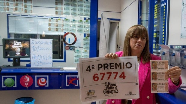 La administración del Carrefour de Ciudad Real se estrena repartiendo 20.000 euros del cuarto premio