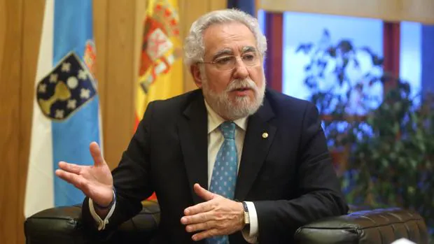 Miguel Santalices: «Para mí no hubo comisión paralela de sanidad, ni va a haberla después»