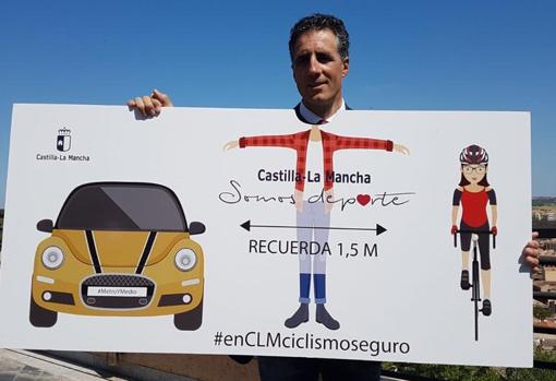 Induráin, promocionando una campaña de la Junta de Comunidades de Castilla-La Mancha