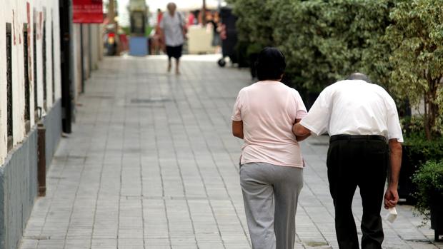 La esperanza de vida de los valencianos oscila hasta cinco años en función del barrio