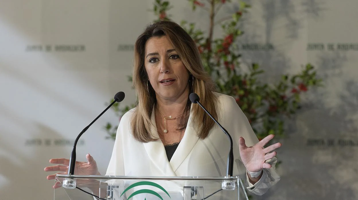 La presidenta de la Junta en funciones, Susana Díaz, preside la entrega de los XXXIII Premios Andalucía de Periodismo