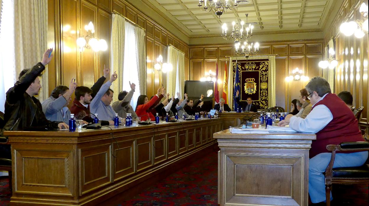 El presupuesto para 2019 de la Diputación de Cuenca salió adelante con los votos a favor del gobierno del PP