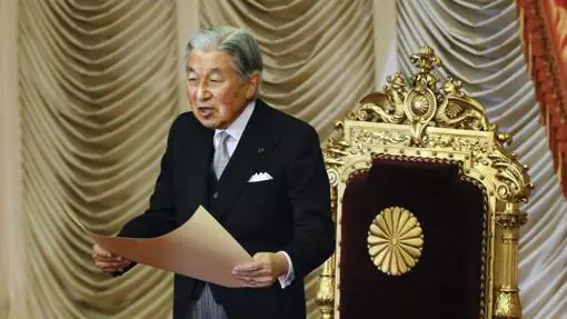El hijo de Akihito, Naruhito, le sucederá inmediatamente en cuando abdique