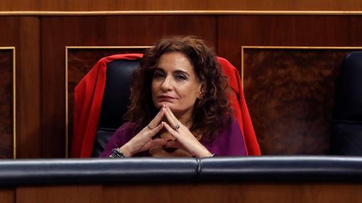 La ministra de Hacienda, María Jesús Montero, en el Congreso de los Diputados