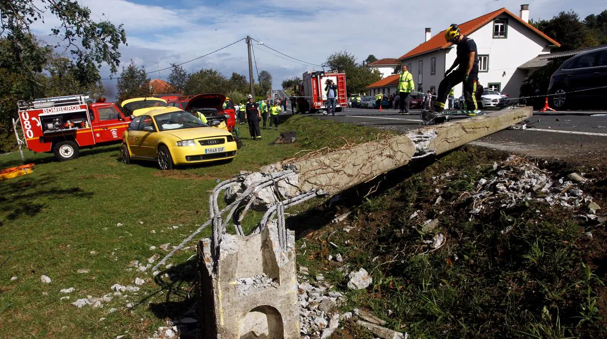 Imagen de un accidente en Valdoviño que se saldó con tres muertos