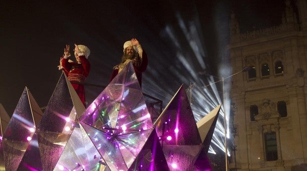 Cabalgata de Reyes: horario de Metro, autobuses y cortes de tráfico