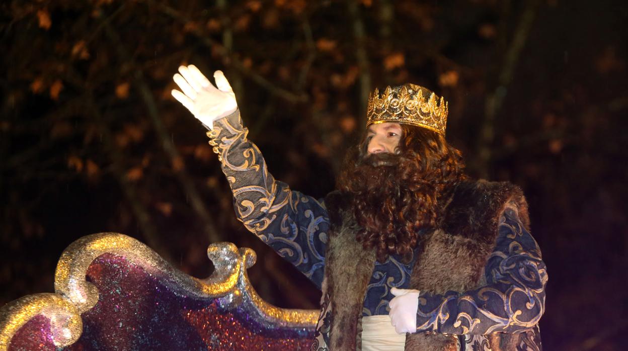 Una de las carrozas de la cabalgata de los Reyes Magos hace un año en Valladolid