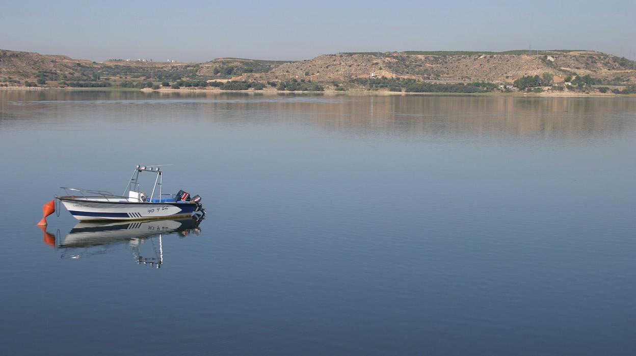 Imagen del embalse de Mequinenza (Zaragoza)