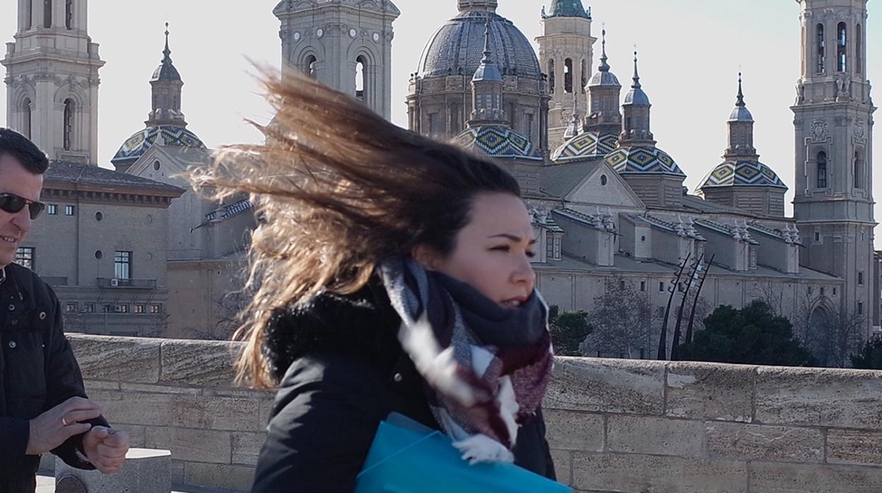 Zaragoza (en la imagen) registró este miércoles rachas de viento de más de 80 kilómetros por hora