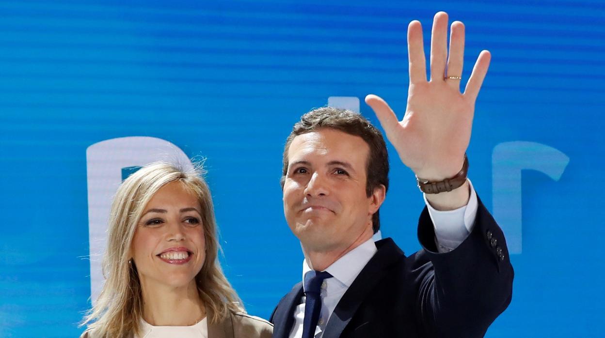 En directo: Casado: «Tenemos a los dos mejores presidentes de España, a Aznar y a Rajoy»