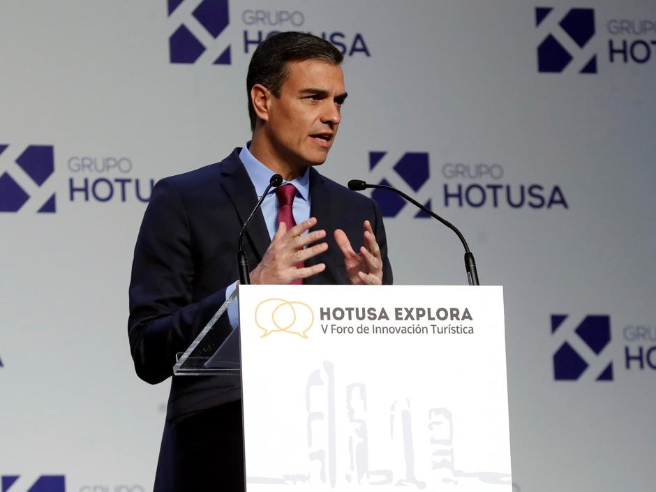 El presidente del Gobierno, Pedro Sánchez, durante su intervención en la inauguración del Foro de Innovación Turística organizado por el grupo Hotusa, este lunes en IFEMA