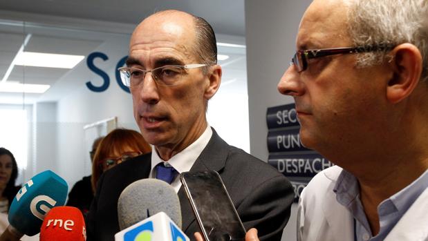 Almuíña anticipa un agravamiento del déficit de médicos en el horizonte 2030