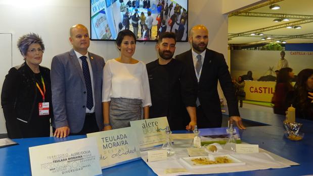 La marca Alere/Dolia del Auditori Teulada Moraira promociona en Fitur la uva moscatel de la Marina Alta