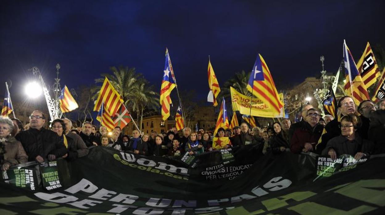 Manifestación independentista en favor de la inmersión ligüística