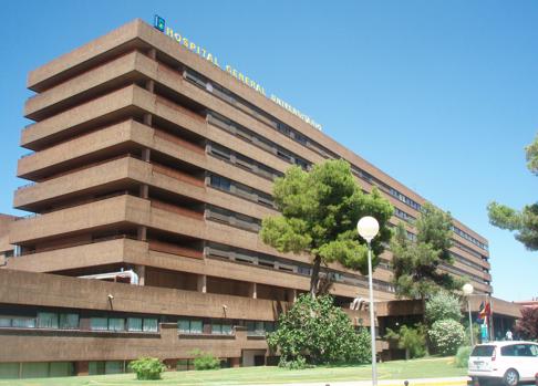 Dos niños de 14 años sufren traumatismo craneoencefálico al chocar en partido de fútbol