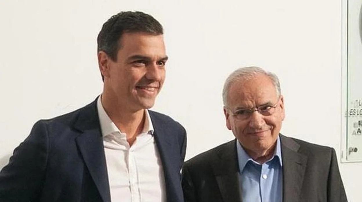 Pedro Sánchez y Alfonso Guerra en un acto del PSOE