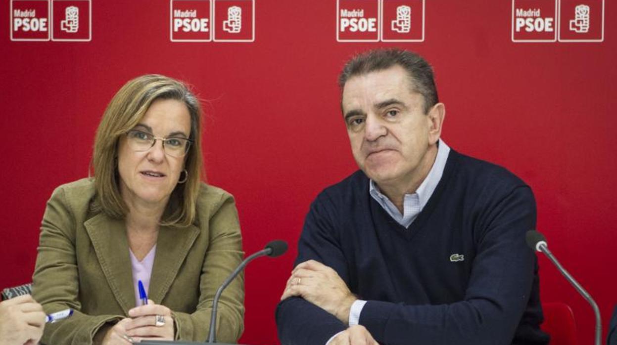 El secretario general del PSOE-M, José Manuel Franco, junto a Puri Causapié, portavoz municipal