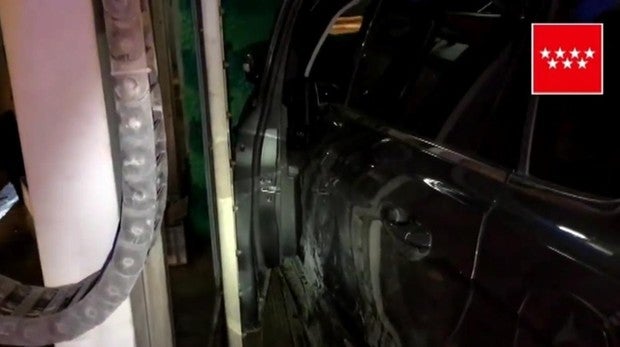 Herida tras quedarse atrapada con su vehículo en un túnel de lavado