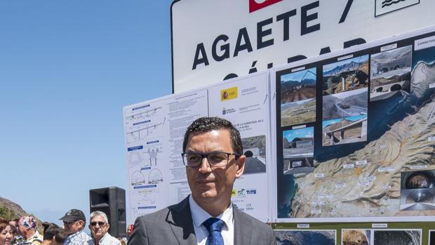 El vicepresidente de Canarias insta a equilibrar el poder en las islas