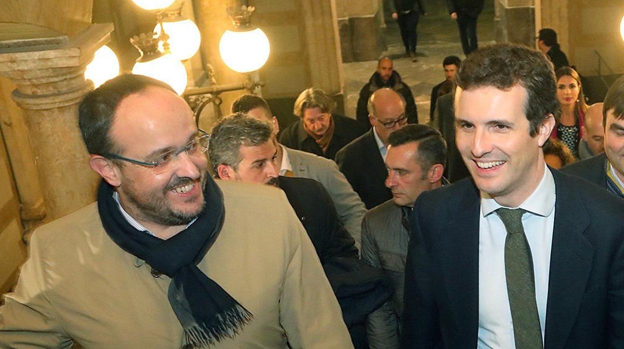 Alejandro Fernández y Pablo Casado en Tarragona