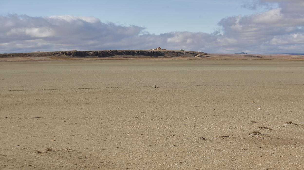 Paisaje árido en pleno invierno por la falta de lluvias